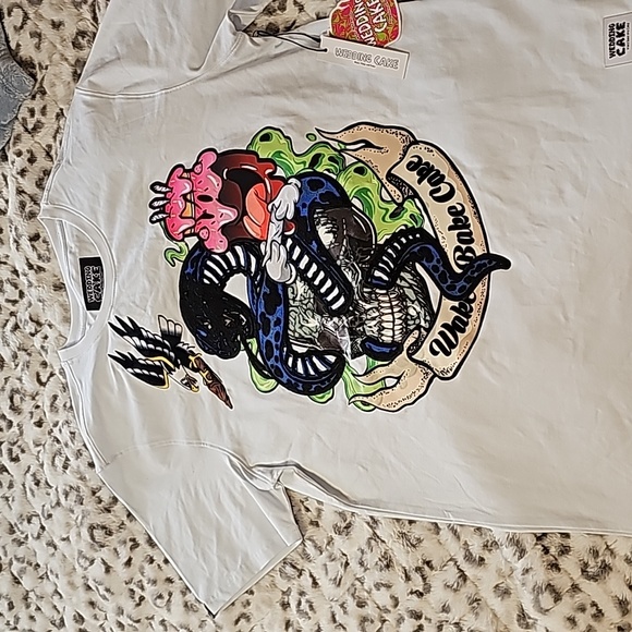 Snake and Cake Tshirt - Picture 1 of 4